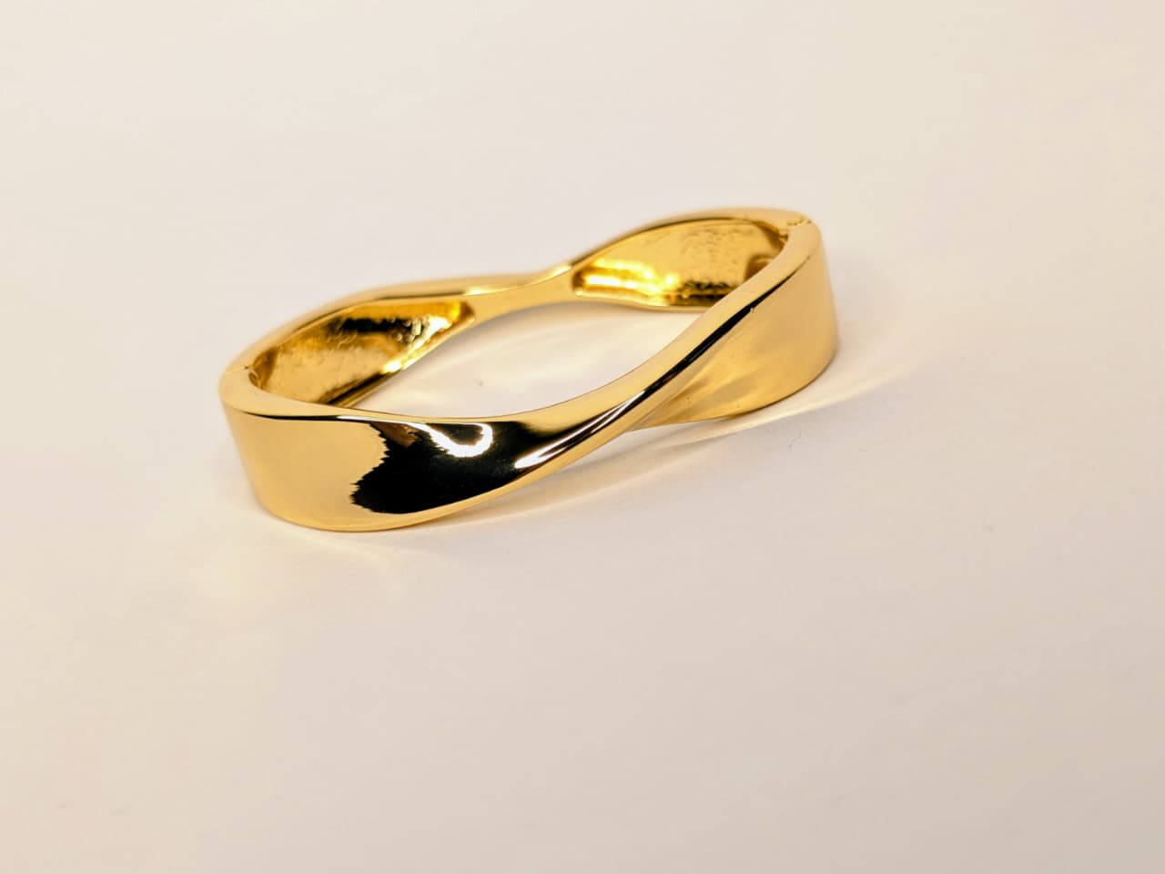 Chunky Twisted Bangle Bracelet